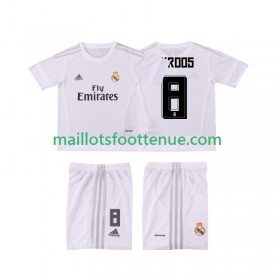Maillot/Tenue Real Madrid KROOS 8 2015 2016 Retro Enfant Domicile